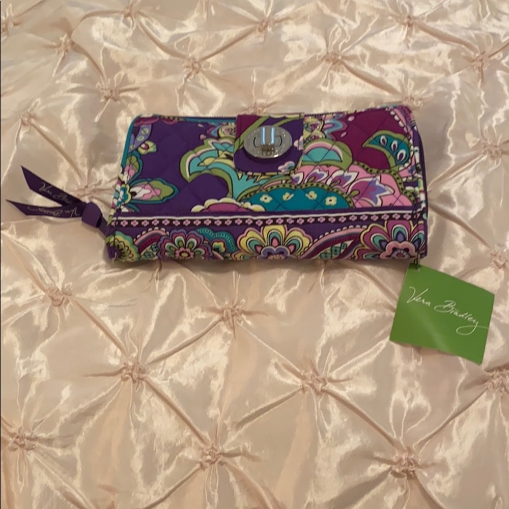 NWT Vera Bradley :: Zipper Wallet